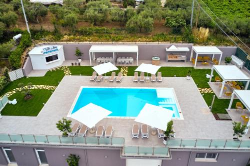 San Vito Chietino Apartment | Villa Mary Pool