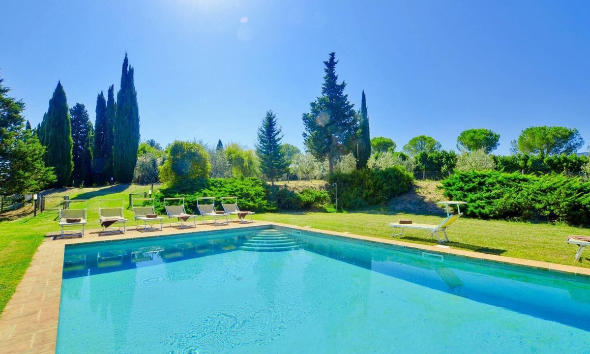 Cetona Villa | Villa Piandisette - Four Bedroom Villa, Sleeps 10