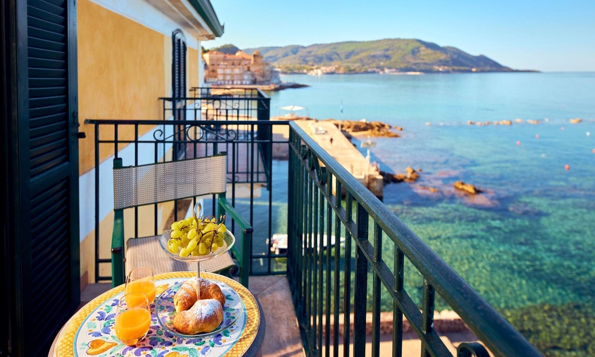 Santa Maria di Castellabate Hotel | Villa Sirio