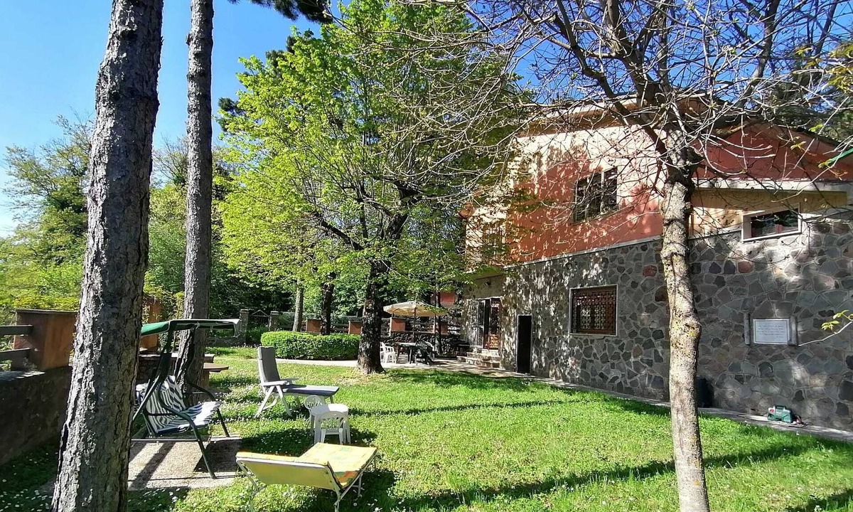 Radicofani Villa | Villa the Fortress