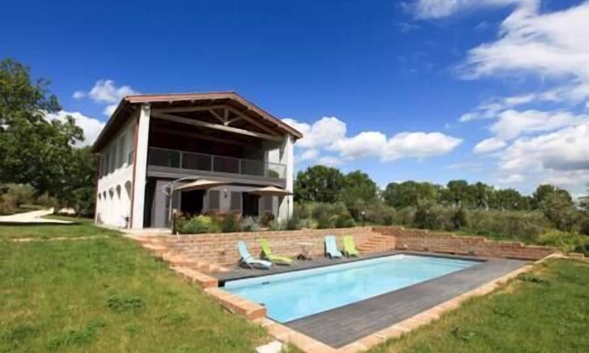 Soriano nel Cimino House | Villa with saltwater pool with olives & hazelnuts