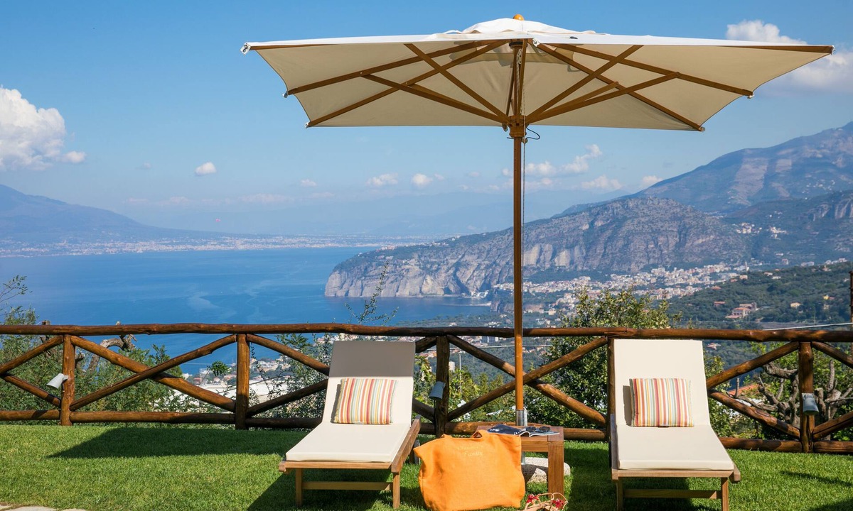 Sant'Agata sui Due Golfi Villa | Villa with spectacular views of Sorrento.