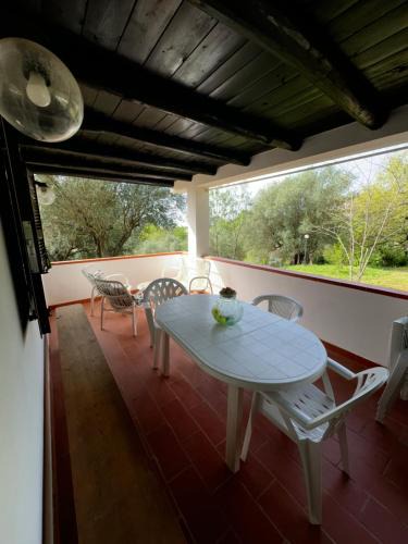 Policastro Bussentino Apartment | Villetta Gentili a due passi dal Mare - Patio e Parcheggio