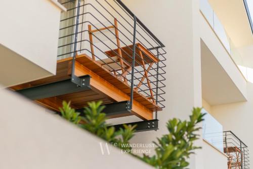 Santo Spirito Villa | Wanderlust Experience Waves Lux Apartments