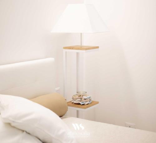 Santo Spirito House | WHITE SOFIA - uno sguardo sul mare
