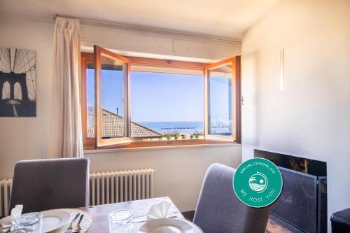 Lido di Fermo Apartment | Window on the Sea Wi-Fi AC Parking