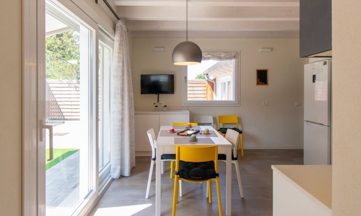 Vicenza Apartment | Wonderful house on two levels with gardenIn 130 sqm of space it accommodates 4 people with 2 bedrooms2 uncovered parking spaces for the exclusive use of guestsPrivate entrance.The area is known for its proximity to one of the most beautiful Palladian vil