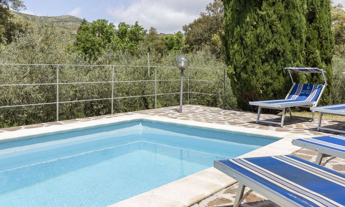 Itri Villa | Wonderful private villa for 10 people with WIFI, private pool, TV, patio and pets allowed
