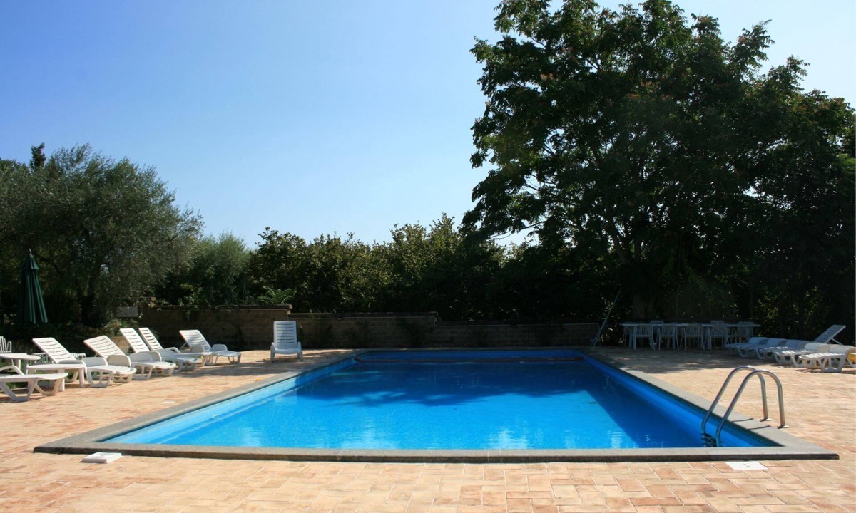 Corchiano Villa | Wonderful private villa for 14 people with WIFI, A/C, private pool, TV, terrace and pets allowed