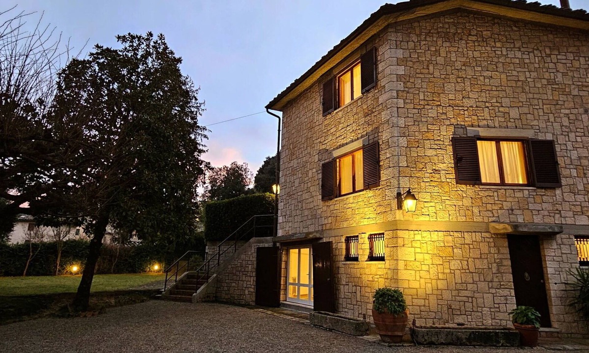 Cetona Villa | Wonderful private villa for 7 people with private pool, WIFI, TV and veranda
