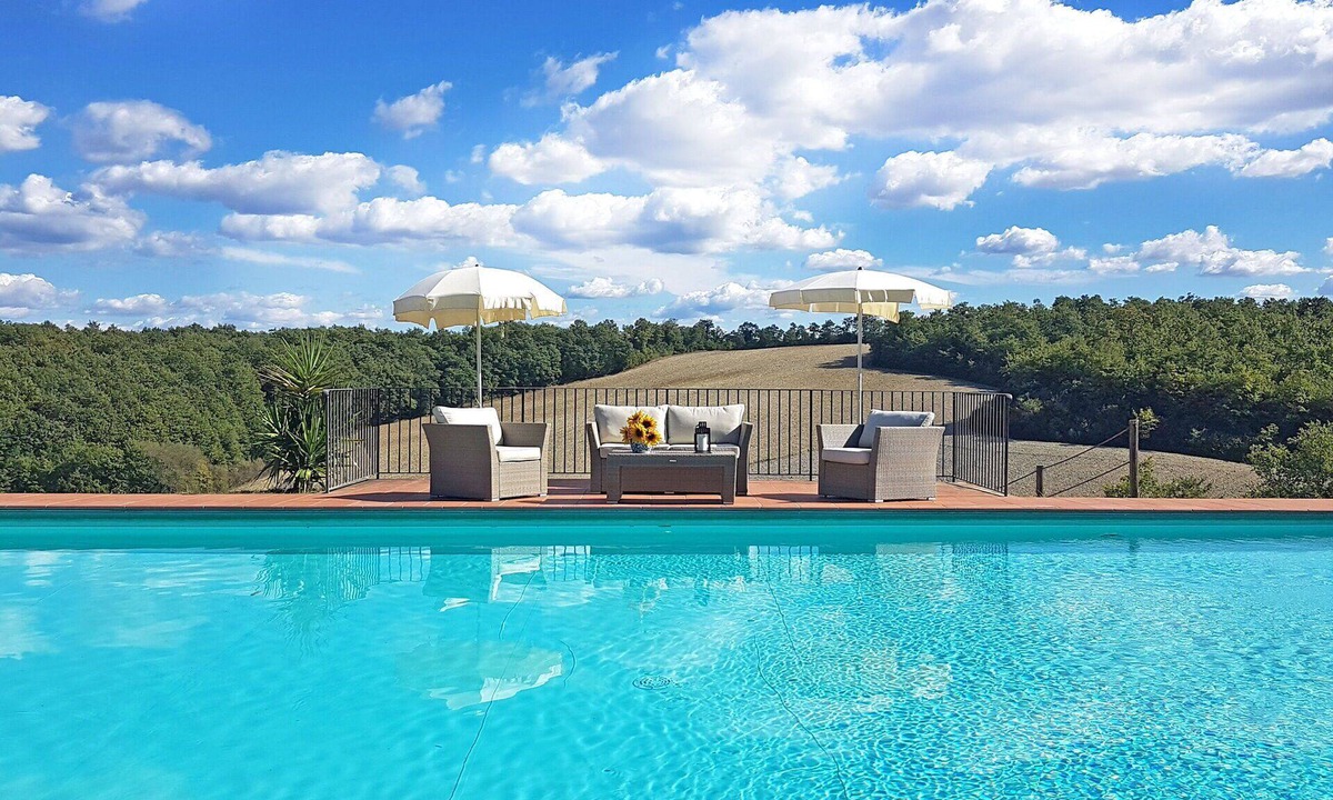 Cetona Villa | Wonderful private villa for 20 people with A/C, private pool, WIFI, TV, veranda and panoramic view