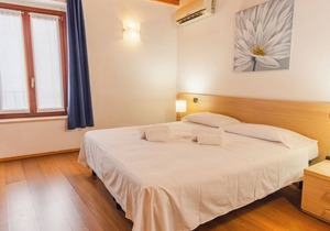 Antiche Mura 2 - One Bedroom Guest House, Sleeps 2