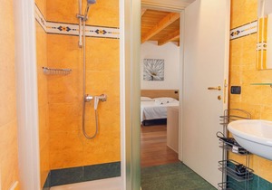 Antiche Mura 2 - One Bedroom Guest House, Sleeps 2