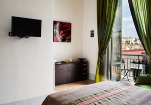 Art12 luxury B&B.