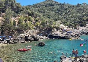Calapiccola Luxury apartment with the view on Giglio and Giannutri islands