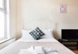 Camden City Studio 8