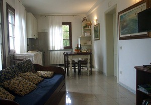 Erica' flat with shared pool