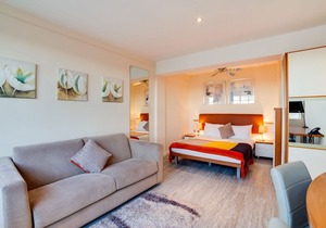 Flat-312 - ROLAND HOUSE - STUDIO APARTMENT in London
