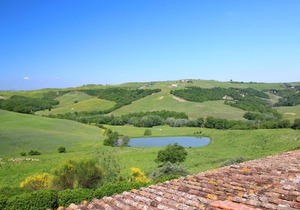 Luxurious Farmhouse in Montalcino with Pool