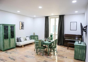 Modern Apartment at Piazza del Gesu' by Wonderful Italy