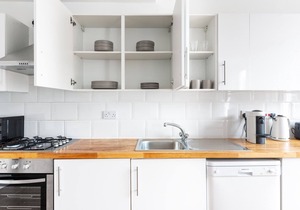 Nice Bayswater 2 BR on Queensway opp. Underground stn, by Blueground