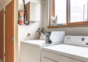 Stylish Apartment walking distance from downtown