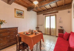 Two-room Apartment 2 Borgo Fattoria Tenuta il Santo Monticiano Siena
