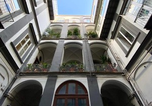 Un Posto Al Centro