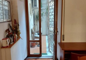 Vatican Rooms Guest House