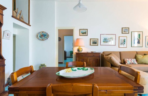 Lacco Ameno Apartment | 100 m² Apartment ∙ 3 bedrooms ∙ 6 guests