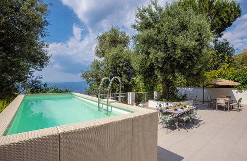 Sorrento Villa | 160 m² Villa ∙ 4 bedrooms ∙ 10 guests