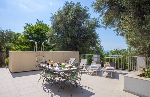 Sorrento Villa | 160 m² Villa ∙ 4 bedrooms ∙ 10 guests