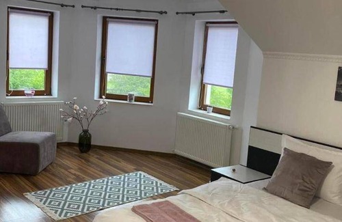Oradea Bed & Breakfast | 250 m² Bed and breakfast ∙ 3 bedrooms ∙ 10 guests