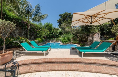 Capri House | 340 m² Farmhouse ∙ 5 bedrooms ∙ 10 guests