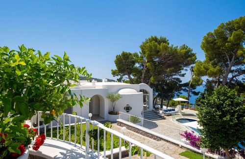 Anacapri Villa | 340 m² Villa ∙ 4 bedrooms ∙ 8 guests