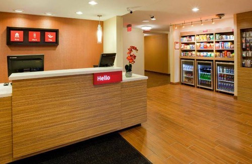 Sioux Falls Hotel | 43 m² Hotel ∙ 127 guests