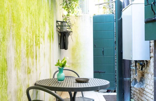 Santa Croce Apartment | 56 m² Apartment ∙ 1 bedroom ∙ 2 guests