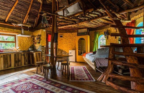 Poieni Bed & Breakfast | 70 m² Bed and breakfast ∙ 3 bedrooms ∙ 6 guests