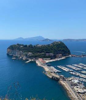 Posillipo Apartment | 80 m² Apartment ∙ 1 bedroom ∙ 4 guests