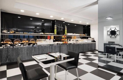 Fuorigrotta Hotel | 80 m² Hotel ∙ 127 guests