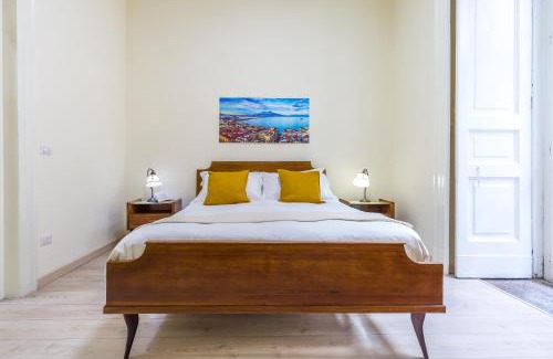 Historical Center Apartment | A pochi passi da Piazza del Gesù by Wonderful Italy