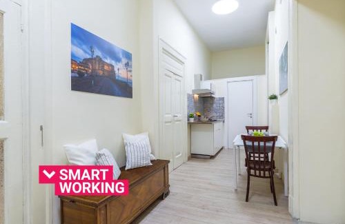 Historical Center Apartment | A pochi passi da Piazza del Gesù by Wonderful Italy