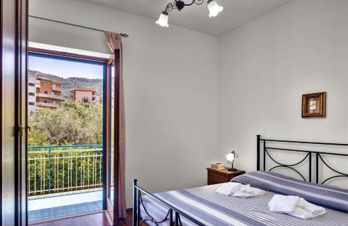 Sorrento Apartment | Caruso 4 by Villasandco RentalSorrento