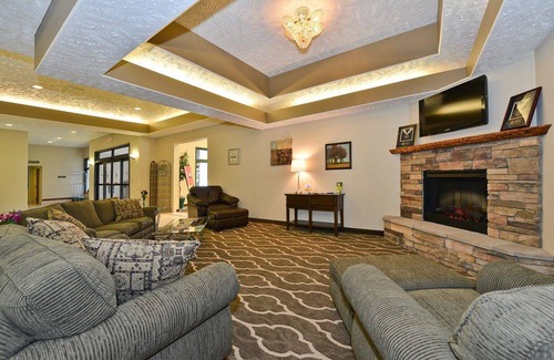 Deadwood Hotel | Comfort Inn & Suites Hotel in the Black Hills