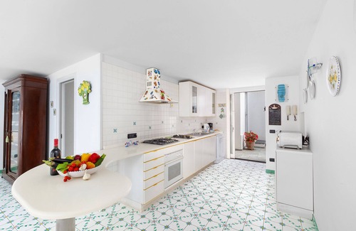 Schiazzano Villa | Family-friendly -sea view-private-villa-private swimming pool