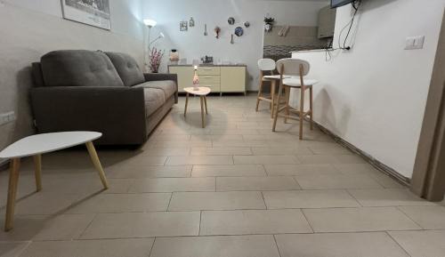 Montecalvario Apartment | Maurizio e Alessia House