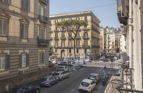 Chiaia Apartment | Napul'è 19