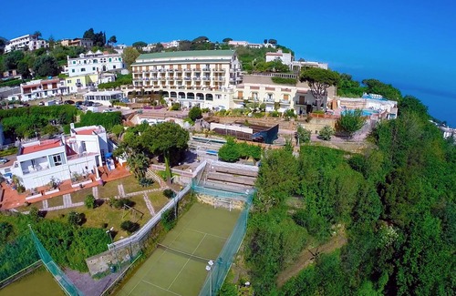 Casamicciola Terme House | Suisse Thermal Village