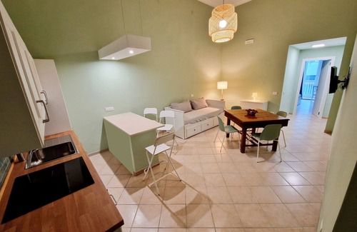 Castellammare di Stabia Apartment | Wide apartment fully renovated very close to the sea