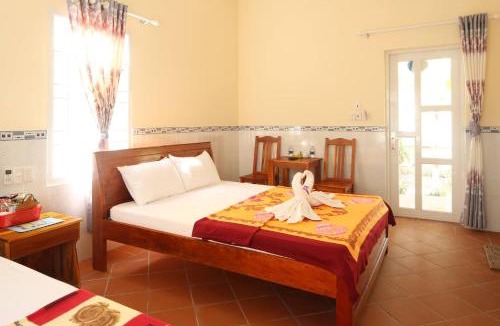 Cua Lap Hotel | Đức Anh Bungalow
